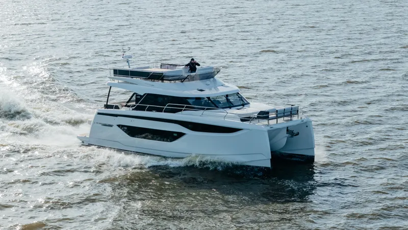 M48 Yacht Photos Pics 