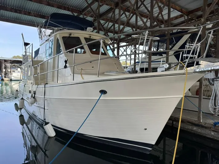 Knot @ Home Yacht Photos Pics 