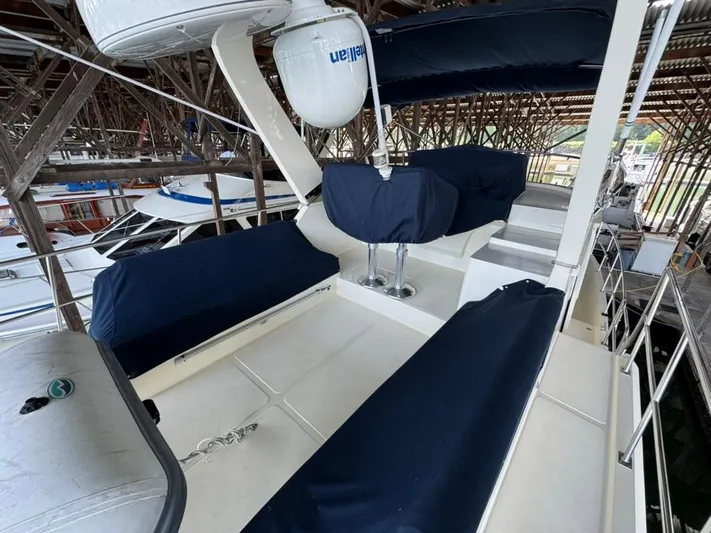 Knot @ Home Yacht Photos Pics 