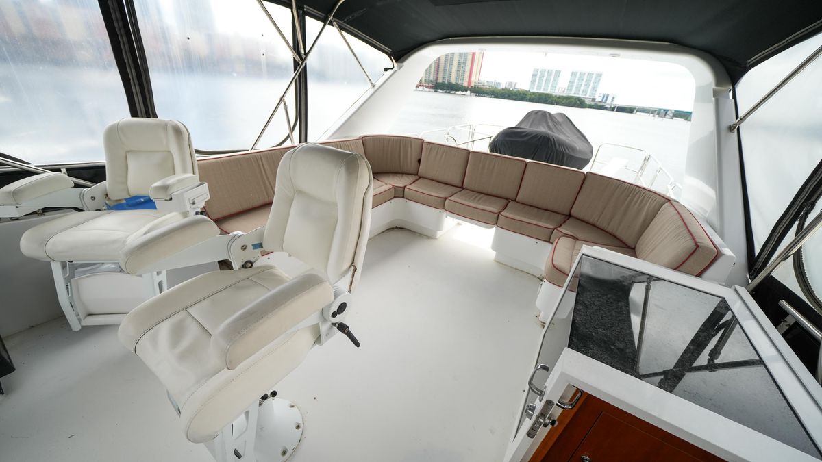 2002 Queenship 70 
