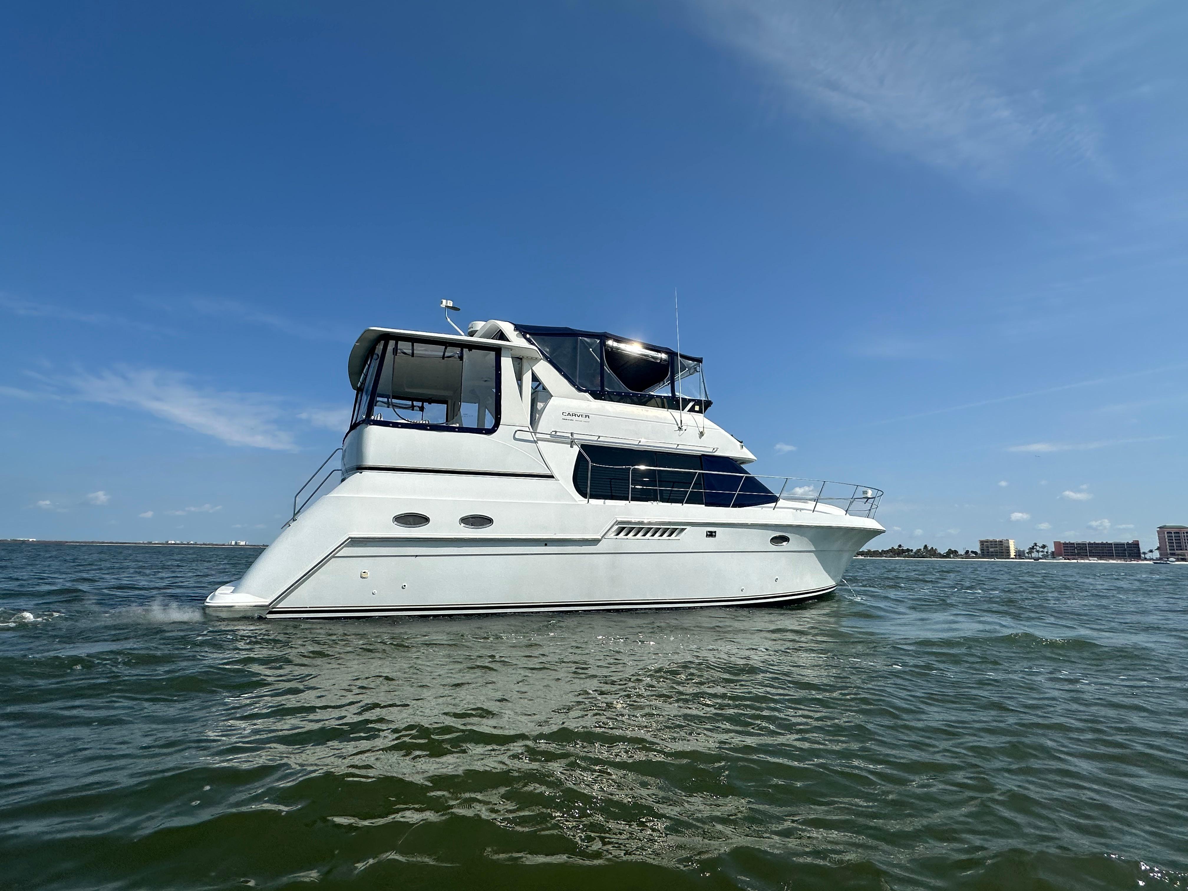 carver 406 motor yacht