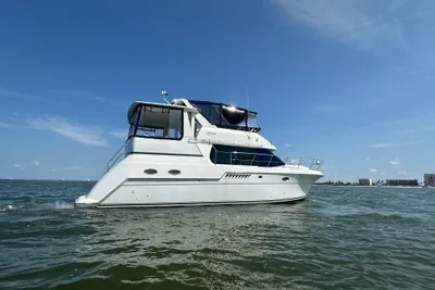 Carver 406 Motor Yacht