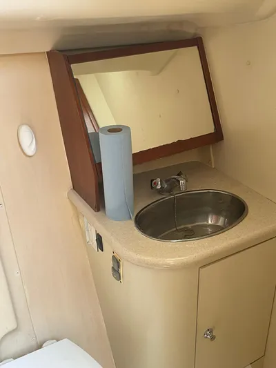Argo Yacht Photos Pics Small bathroom sink area in 2004 Hunter 44 DS Deck Salon yacht.