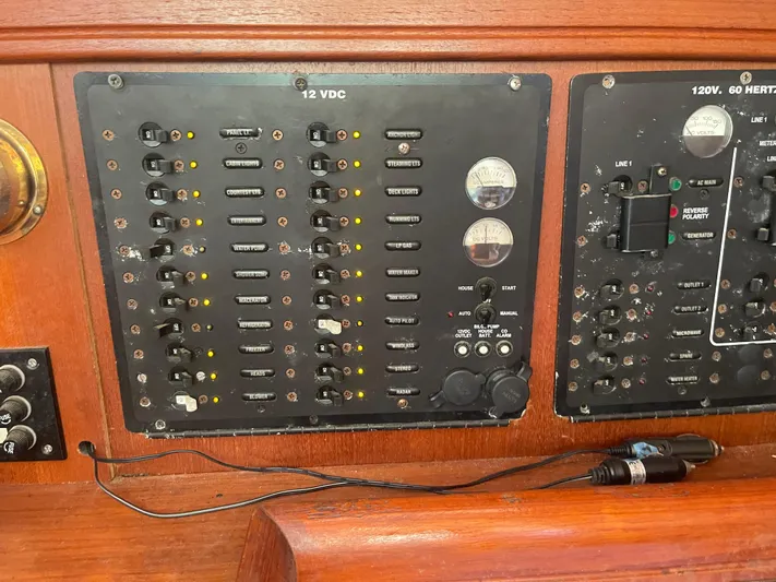 Argo Yacht Photos Pics Electrical control panel on a 2004 Hunter 44 DS Deck Salon yacht.