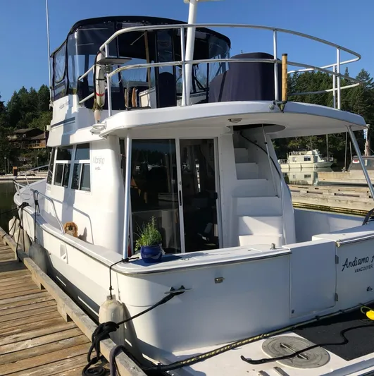 Andiamo Avanti Yacht Photos Pics 