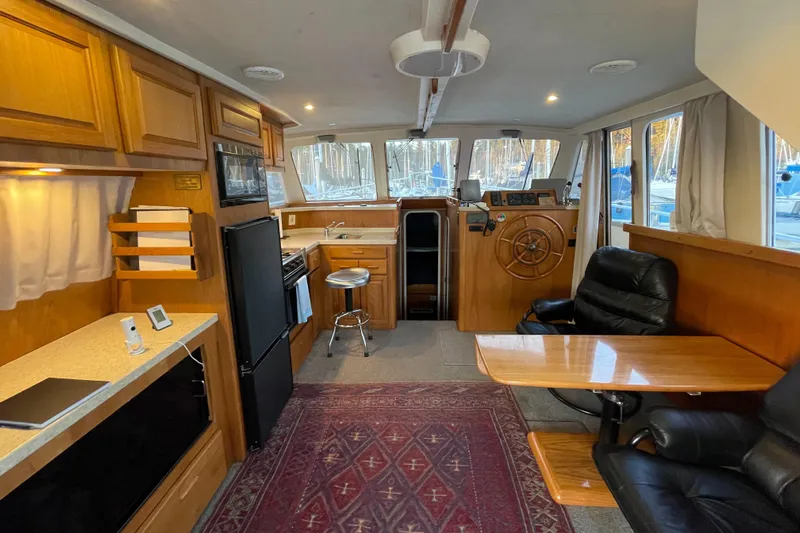 Andiamo Avanti Yacht Photos Pics 