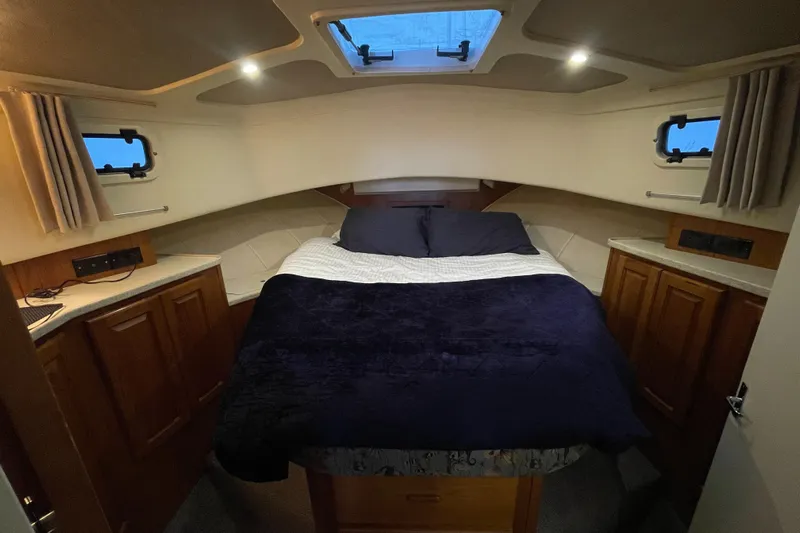 Andiamo Avanti Yacht Photos Pics 