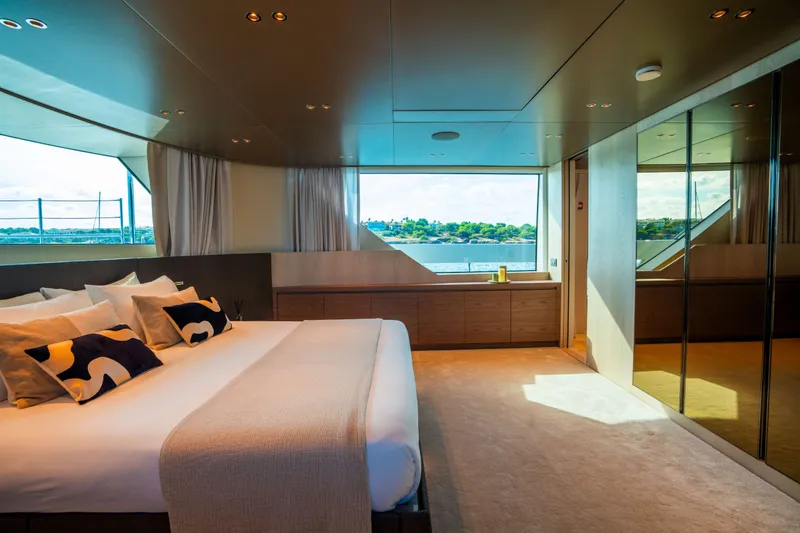 Sx112 Yacht Photos Pics 