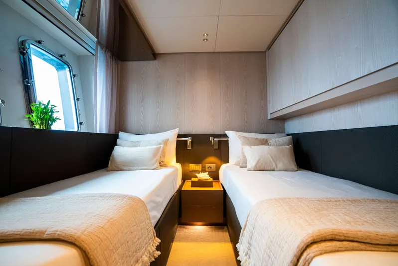 Sx112 Yacht Photos Pics 