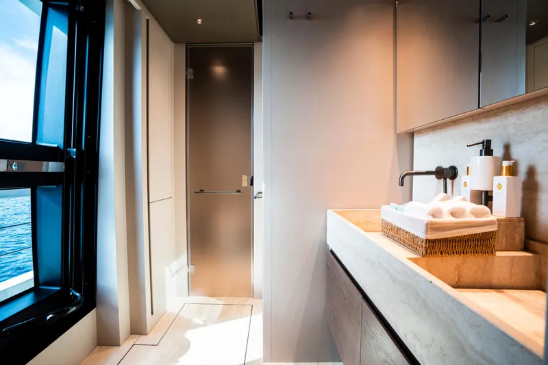 Sx112 Yacht Photos Pics 