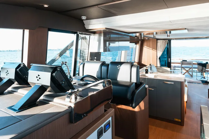 X60 Yacht Photos Pics 