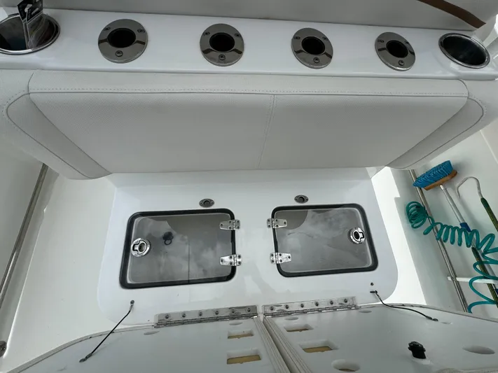  Yacht Photos Pics 2022 Sea Hunt 27 Gamefish boat with rod holders and storage compartments.