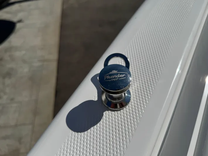  Yacht Photos Pics Chrome Phender Pro cleat on 2025 Everglades 285 Center Console boat deck.