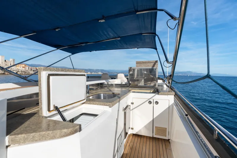 85 Yacht Photos Pics 