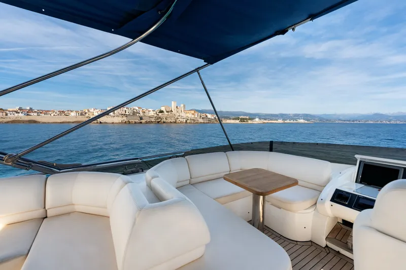 85 Yacht Photos Pics 