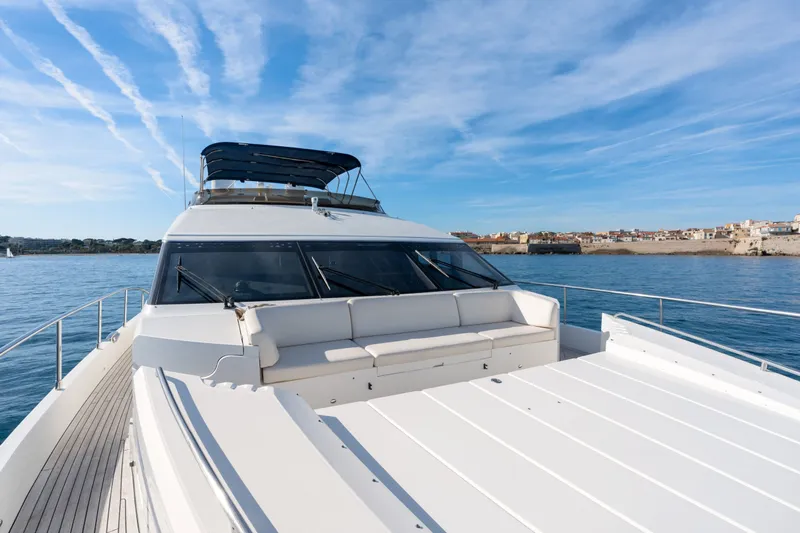 85 Yacht Photos Pics 