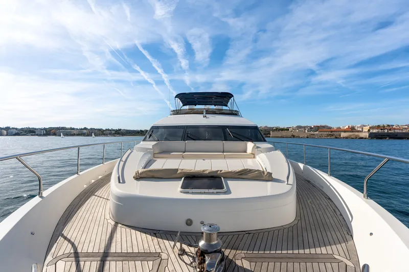 85 Yacht Photos Pics 