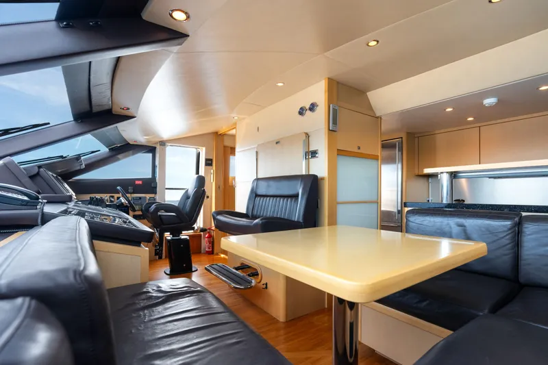 85 Yacht Photos Pics 