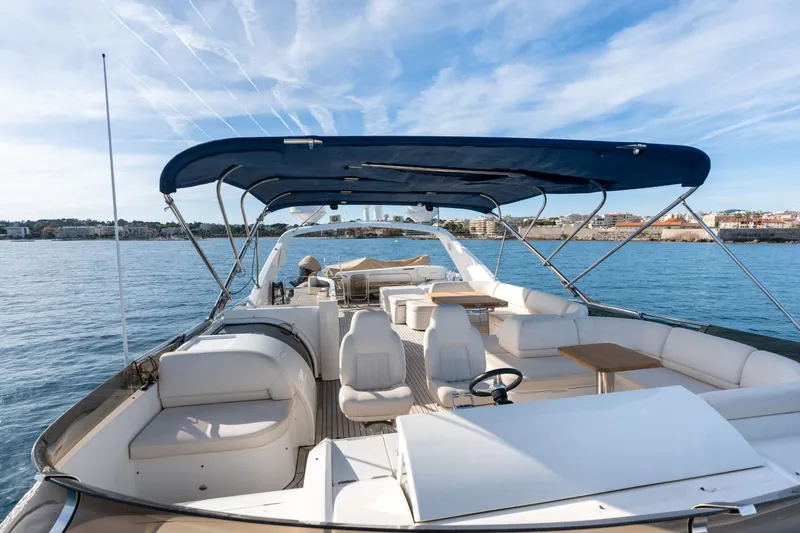 85 Yacht Photos Pics 