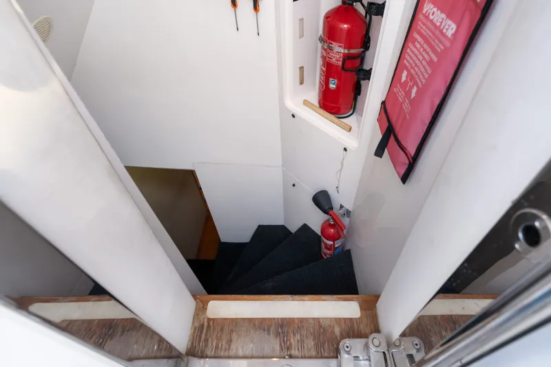 85 Yacht Photos Pics 