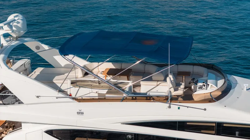 85 Yacht Photos Pics 