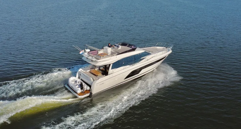 590 Flybridge Yacht Photos Pics 