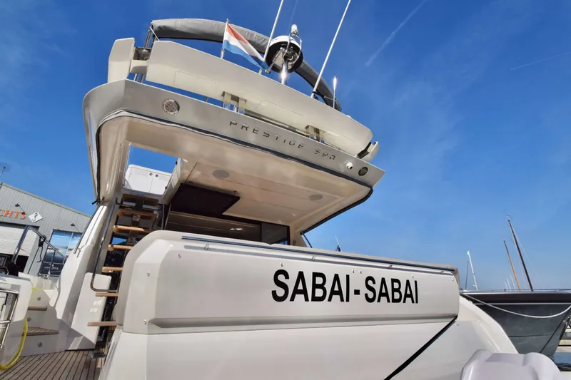 590 Flybridge Yacht Photos Pics 