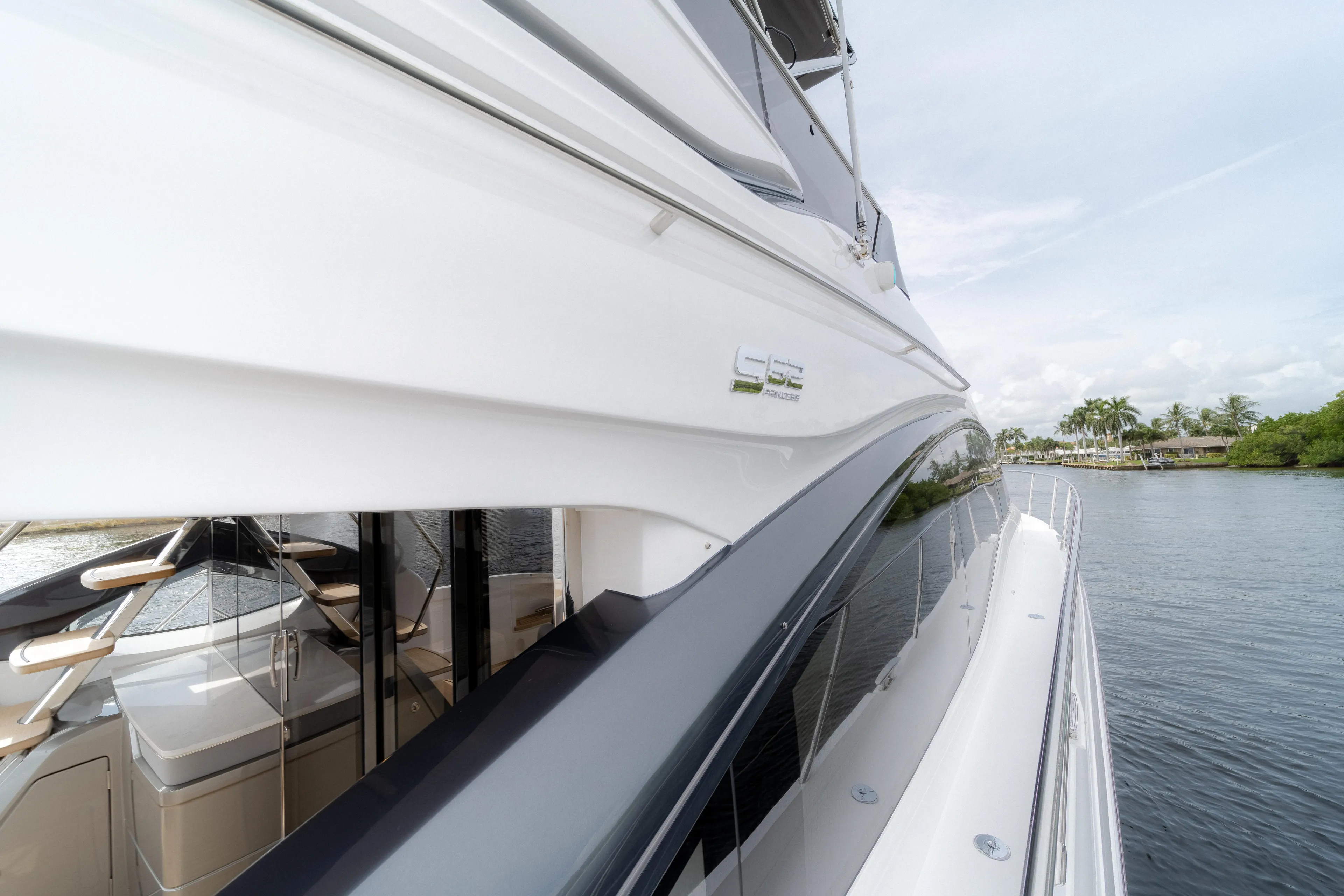 Basecamp Yacht Photos Pics 