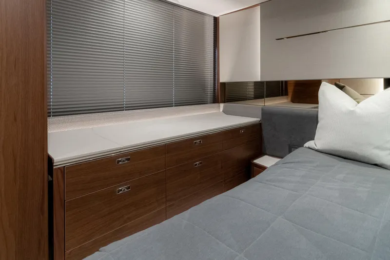 Basecamp Yacht Photos Pics 