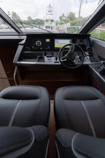 Basecamp Yacht Photos Pics 