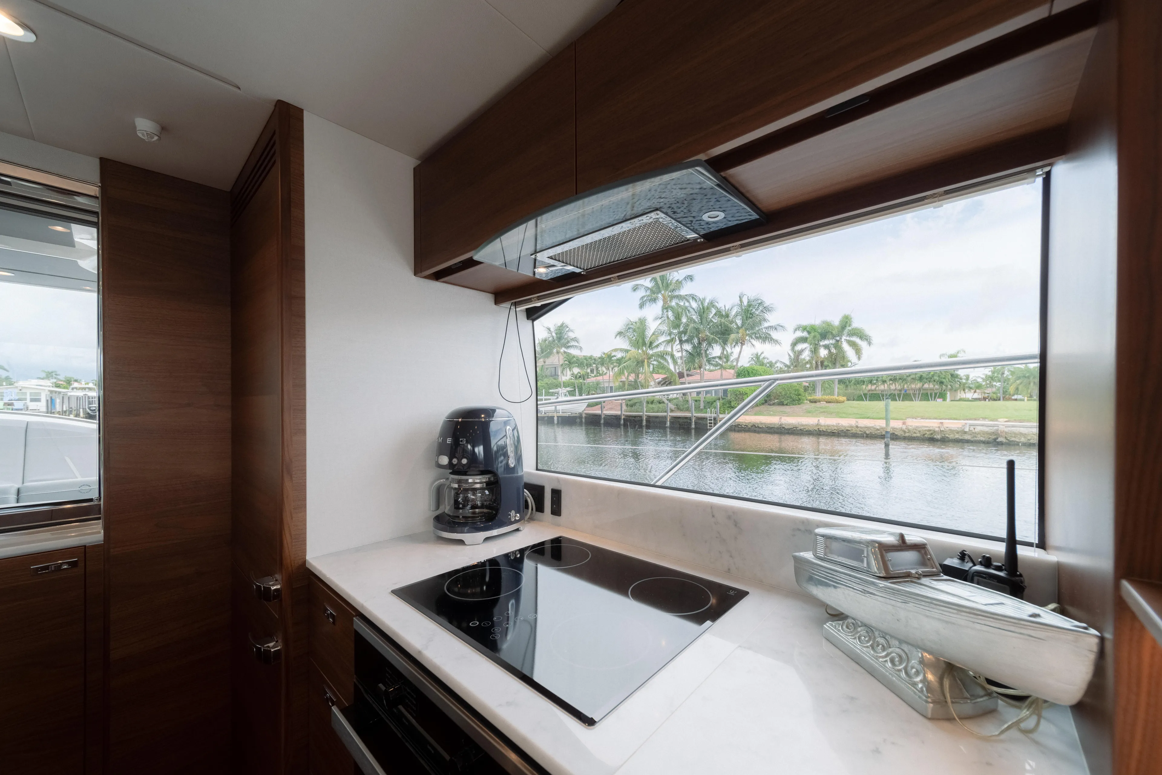 Basecamp Yacht Photos Pics 