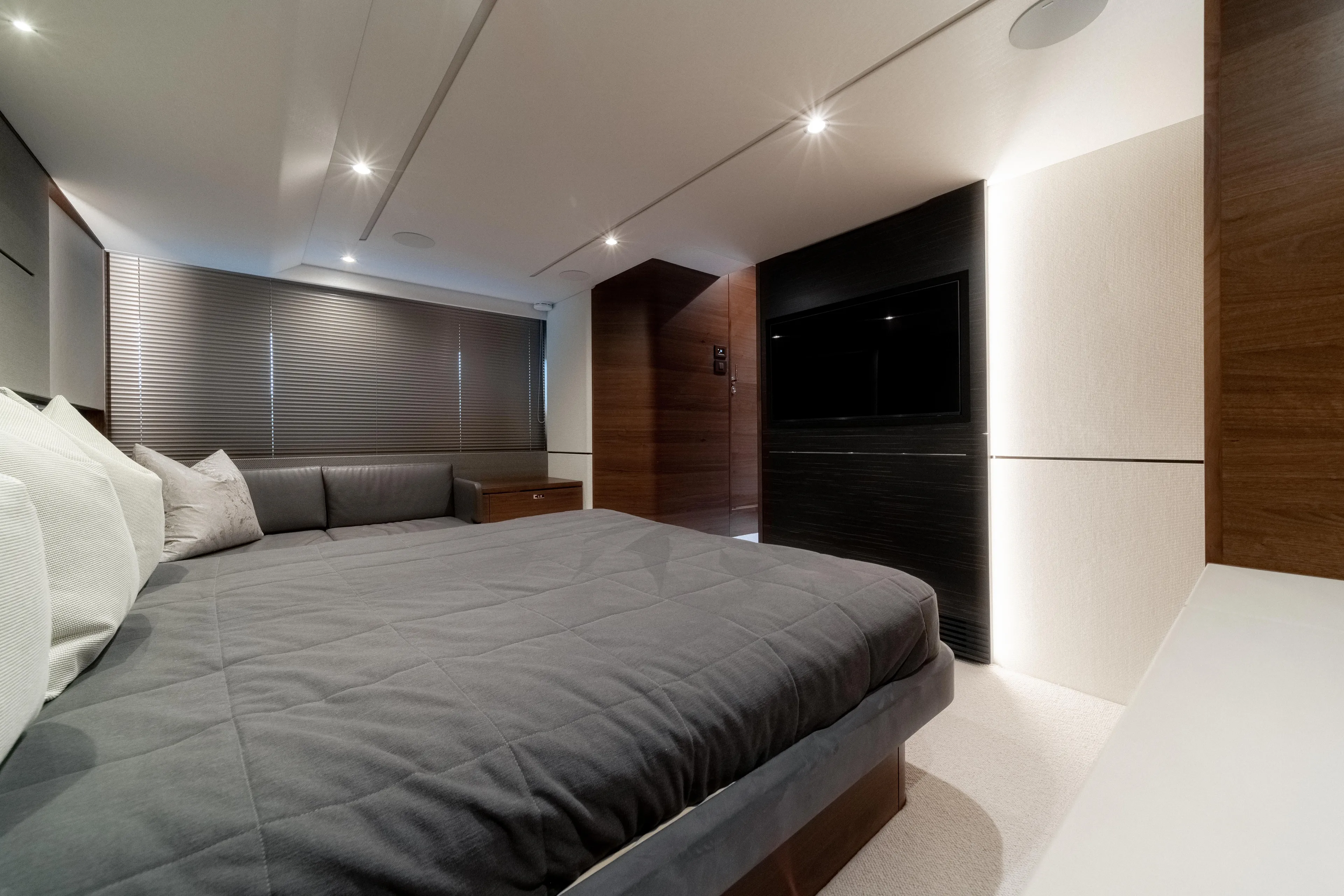 Basecamp Yacht Photos Pics 