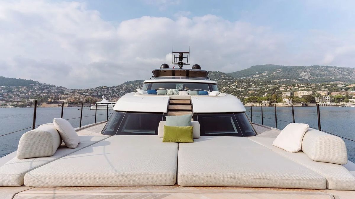 2023 Sanlorenzo 89 