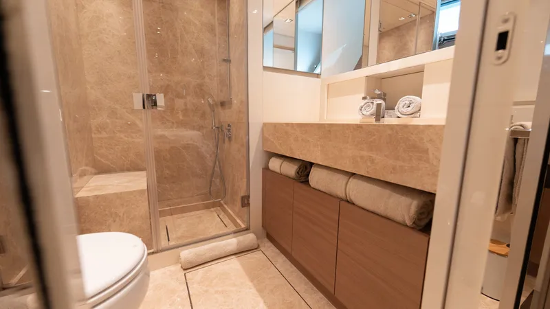 Sx88 Yacht Photos Pics 