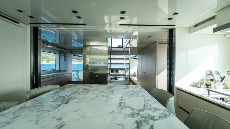 Sx88 Yacht Photos Pics 