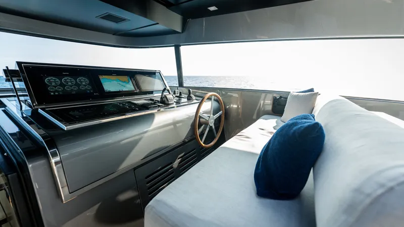 Sx88 Yacht Photos Pics 