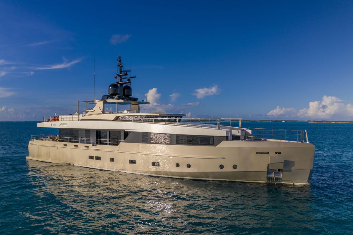 2015 Admiral 123 