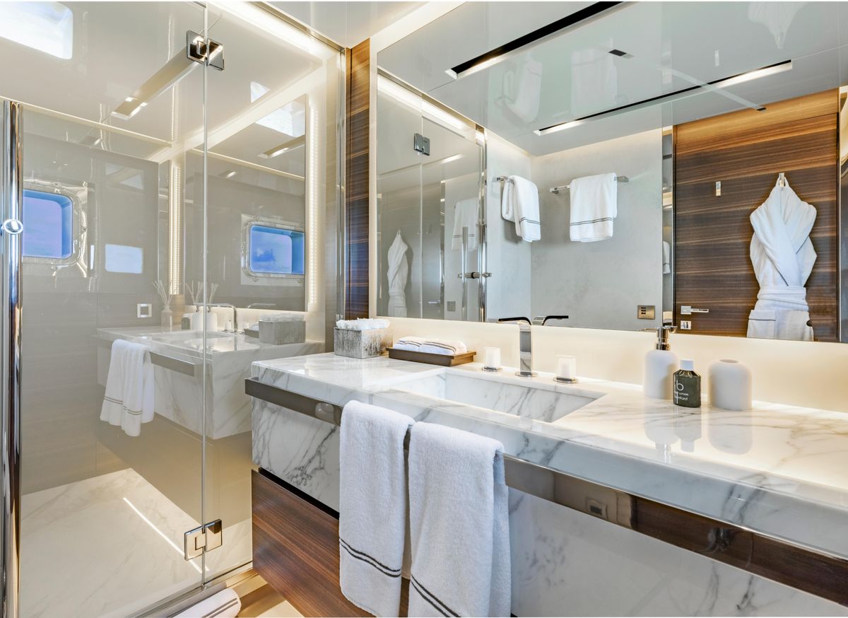 2015 Admiral 123 