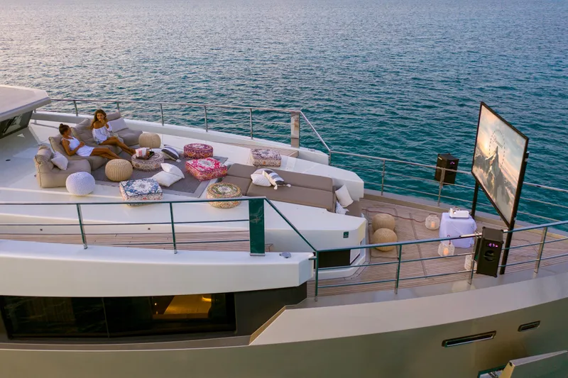 Safe Haven Yacht Photos Pics Luxurious 2015 Admiral Custom yacht with outdoor lounge and sea view.