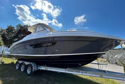 Regal 33 SAV