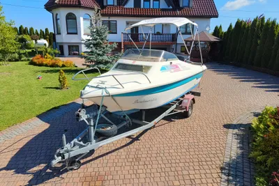 1996 Ultramar 470