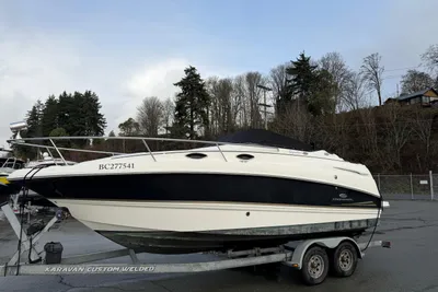 Chaparral Signature 240