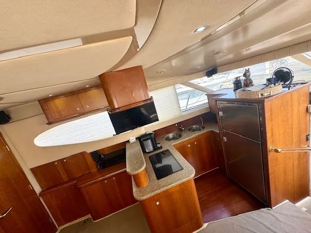 Endeavor Yacht Photos Pics Interior - Port Side