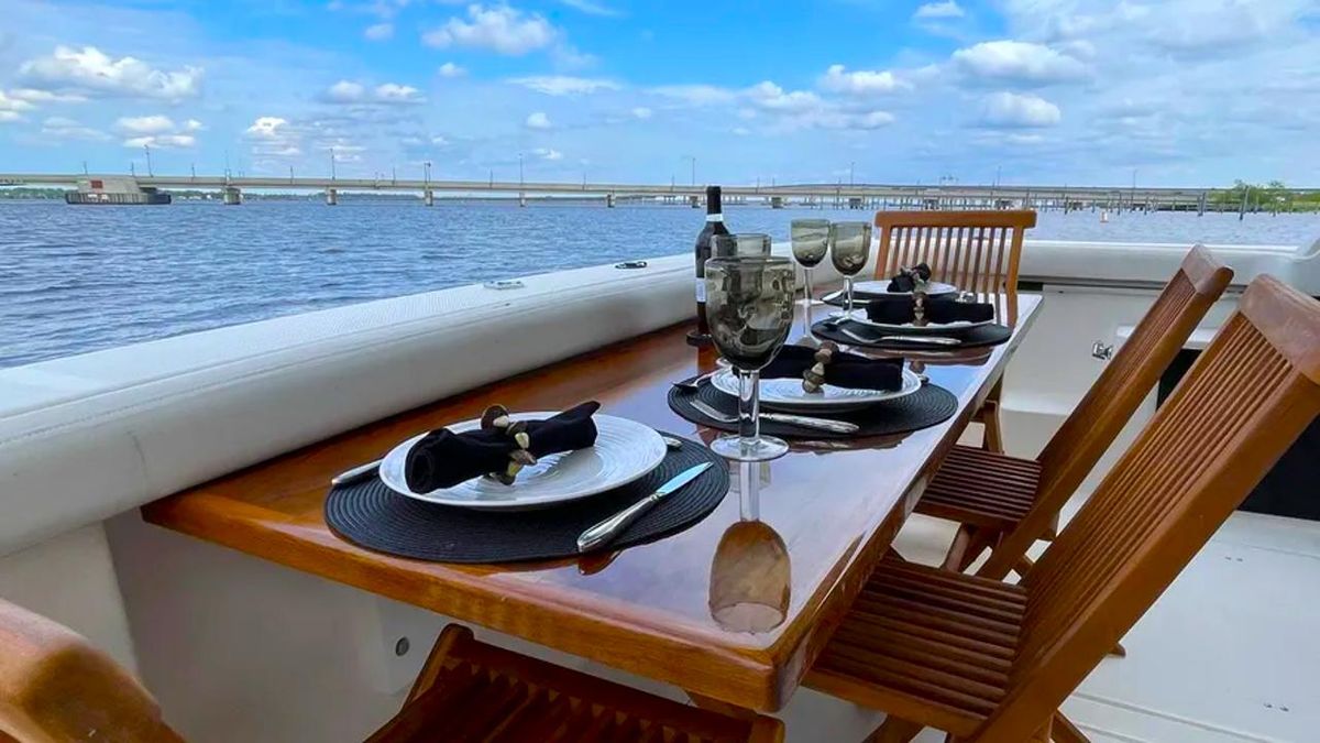 2008 Meridian 49 