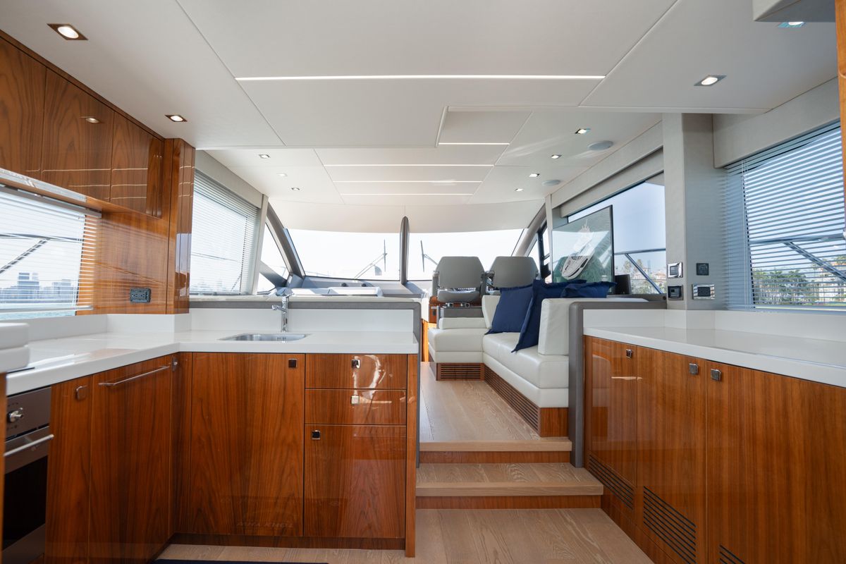 2020 Sunseeker 52 
