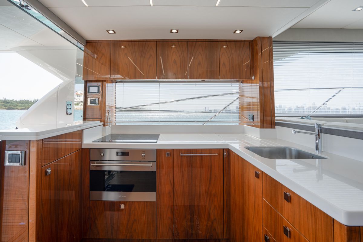 2020 Sunseeker 52 