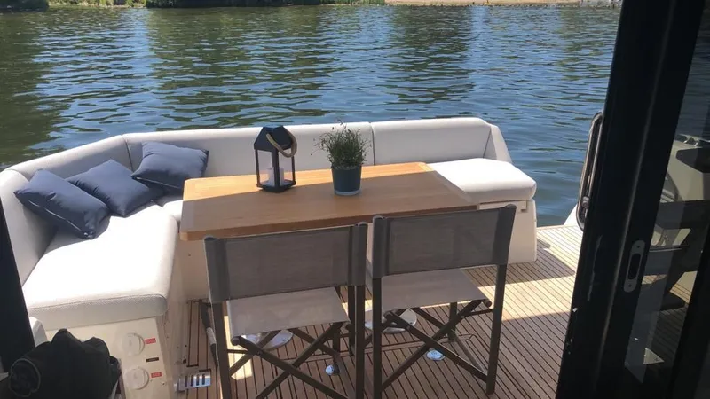 460 Flybridge Yacht Photos Pics 