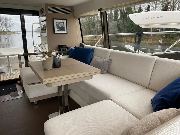 460 Flybridge Yacht Photos Pics 