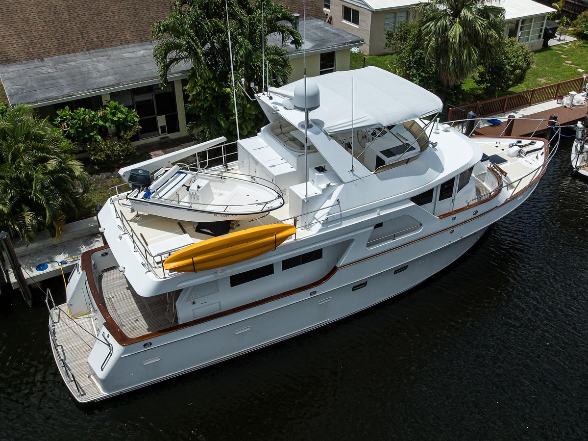 2001 Ocean Alexander 60 