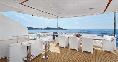 Yacht
